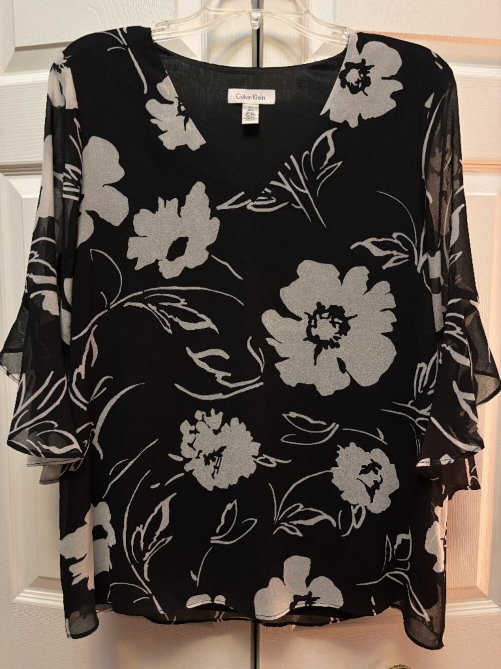 Calvin Klein Black White Floral Sheer Flutter Sleeve Blouse Medium